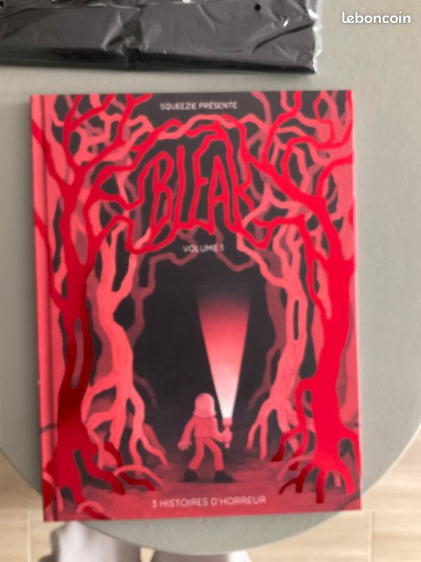 Squeezie - Bleak Coffret collector complet volume 1 (image 2)