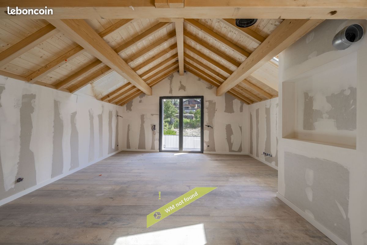Appartement 7 pièces 192 m² · à Saint-Chaffrey · 192 m² · 2 400 000 €