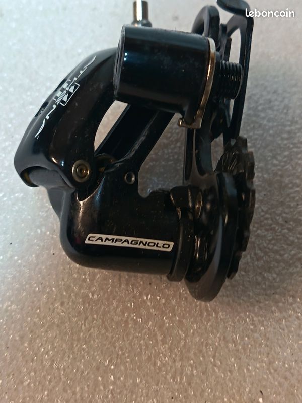Dérailleur Arrière Campagnolo Athena – Cage Courte – Argenté – Très Bon état