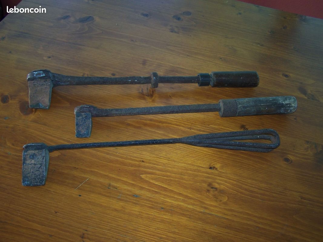 Lot Outils Anciens Fers à souder (image 2)