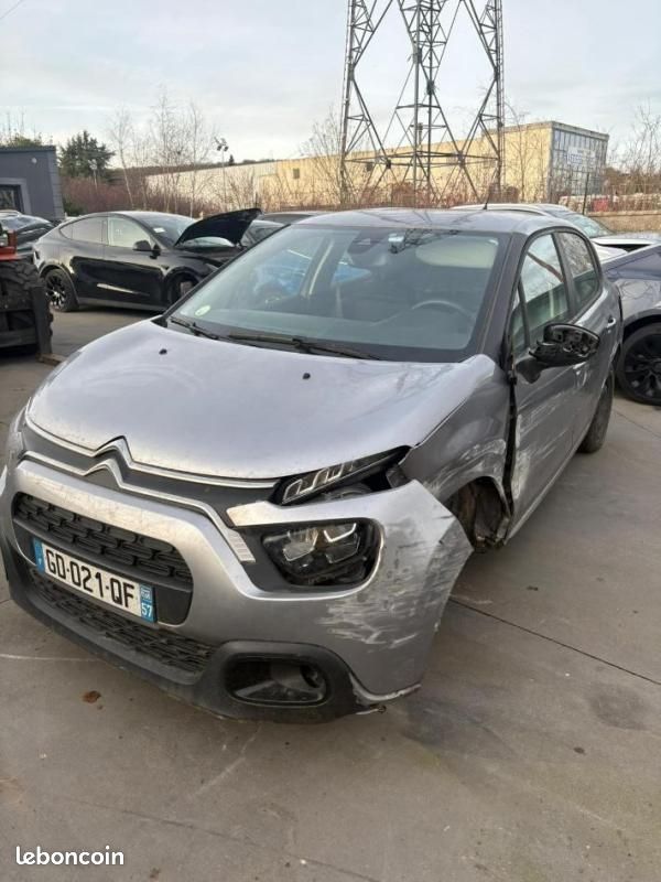 Citroën C3 BlueHDi 100 S&S BVM6 Feel ACCIDENTEE (image 2)