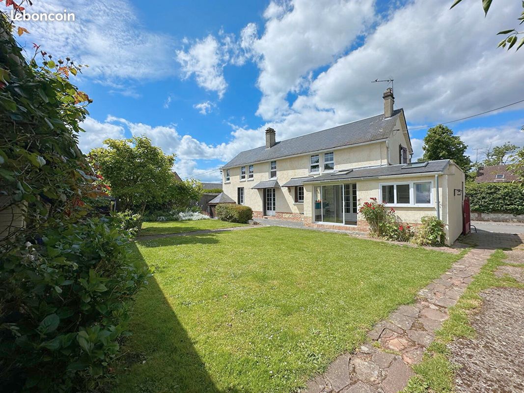Maison 6 pièces 134 m² · à Chaumont-en-Vexin · 134 m² · 325 000 €