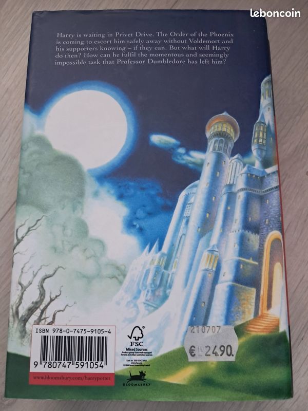 Harry Potter and The Deathly Hallow - First Edition Hardback Bloomsbury 2007 (image 3)