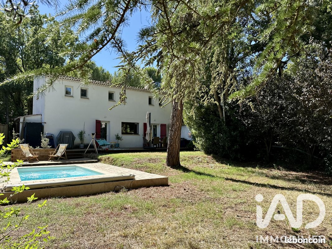 Maison 5 pièces 132 m² · à Aix-en-Provence · 132 m² · 677 000 €