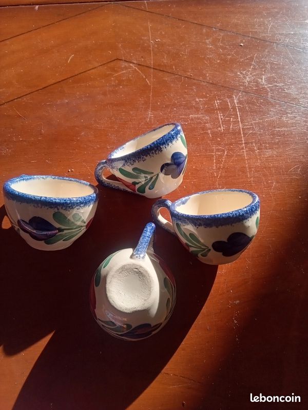 Service à dégustation panier avec 4 petites tasses 4,5x3,5cm avec anses décor fleurs faience de Quimper ht d fir r 5 (image 6)