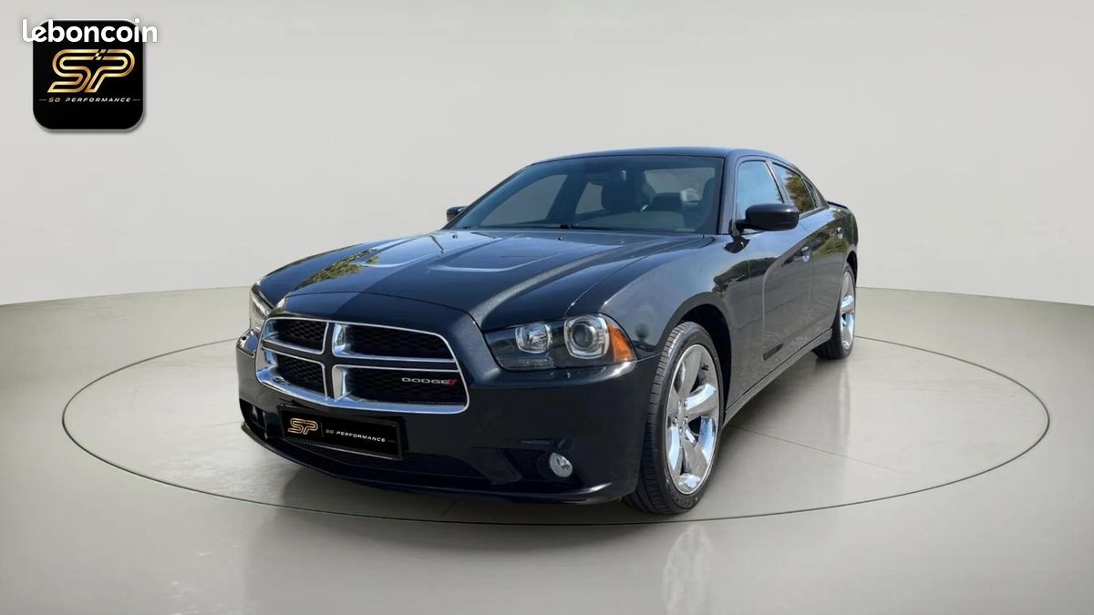 Dodge CHARGER SXT * V6 3.6 * 296 ch * BVA * Caméra * Toit Ouvrant (image 9)