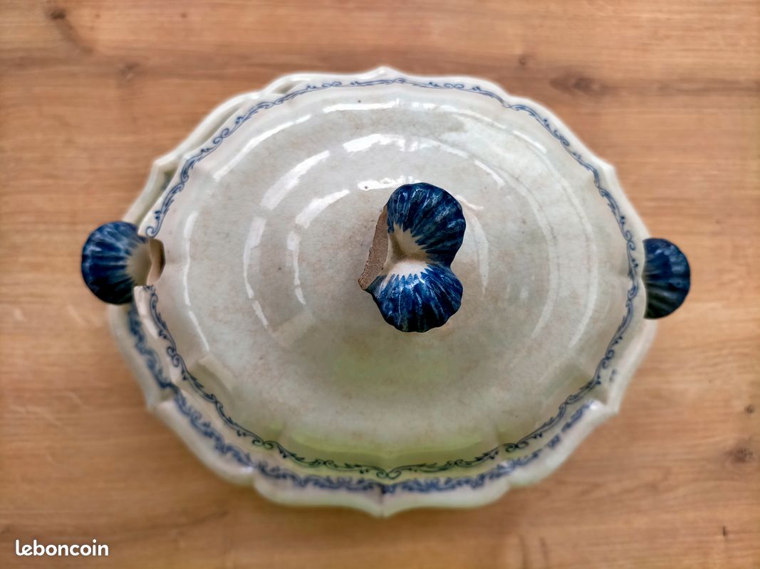 Ancienne Saucière en Céramique Creil Montereau - Modèle Marie Louise