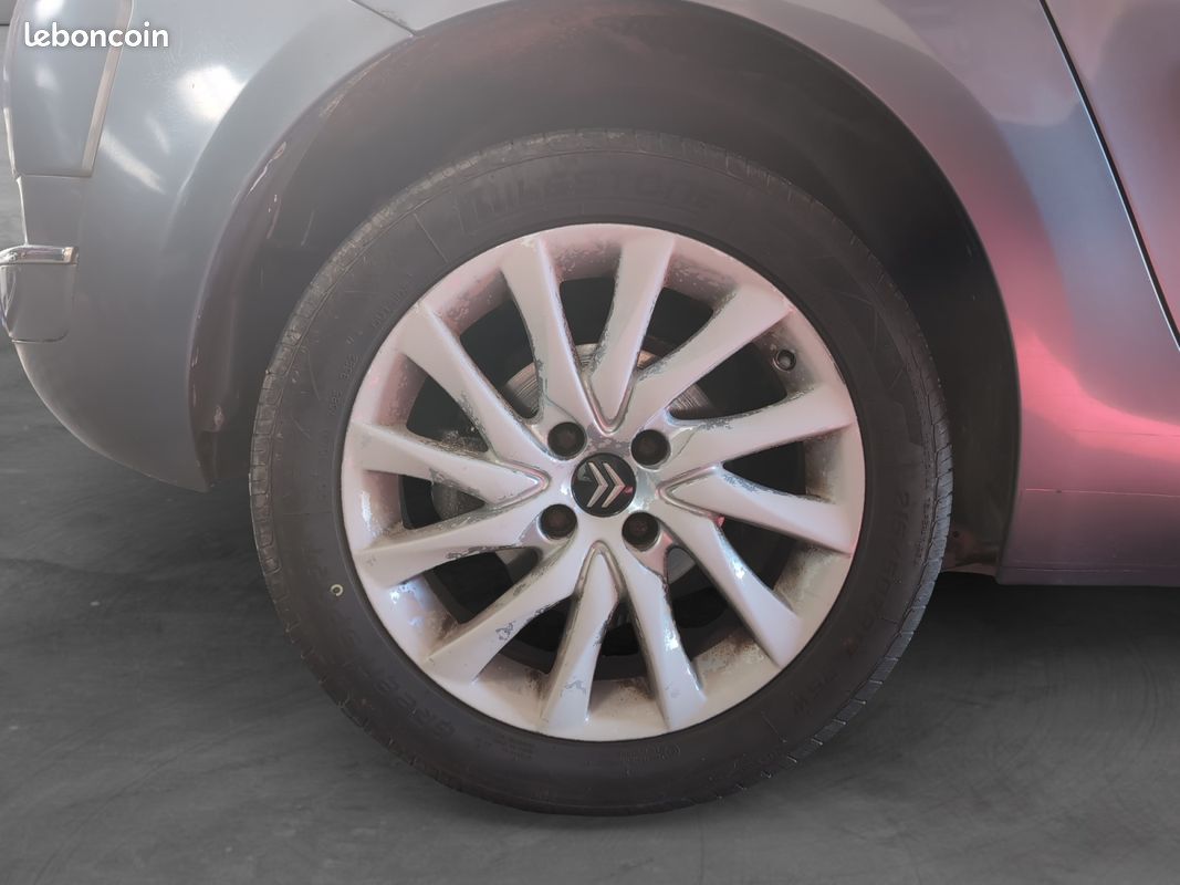 CITROEN C4 PICASSO 1.6 HDI EXCLUSIVE 110Ch - Garantie 12 mois (image 17)