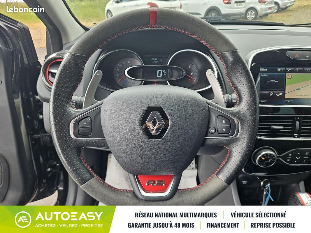 Renault Clio IV RS 1.6 220 TROPHY EDC 6 RS18 AKRAPOVIC (image 12)