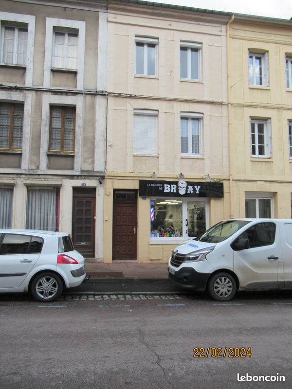 Appartement 1 pièce 16 m² · à Neufchâtel-en-Bray · 15,6 m² · 310 €/mois
