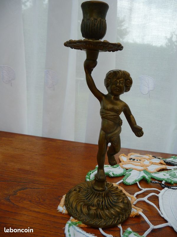 Bougeoir en bronze (image 1)