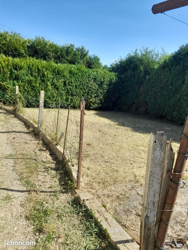 Maison 5 pièces 100 m² · à Val-au-Perche · 100 m² · 60 000 €