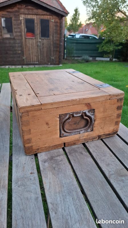 Rare caisse militaire allemande années 40/50 en bois massif et métal (image 11)