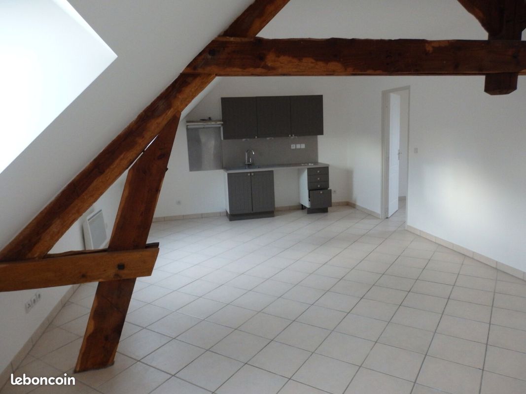 Appartement 2 pièces 37 m² · à Breuil-le-Vert · 37 m² · 610 €