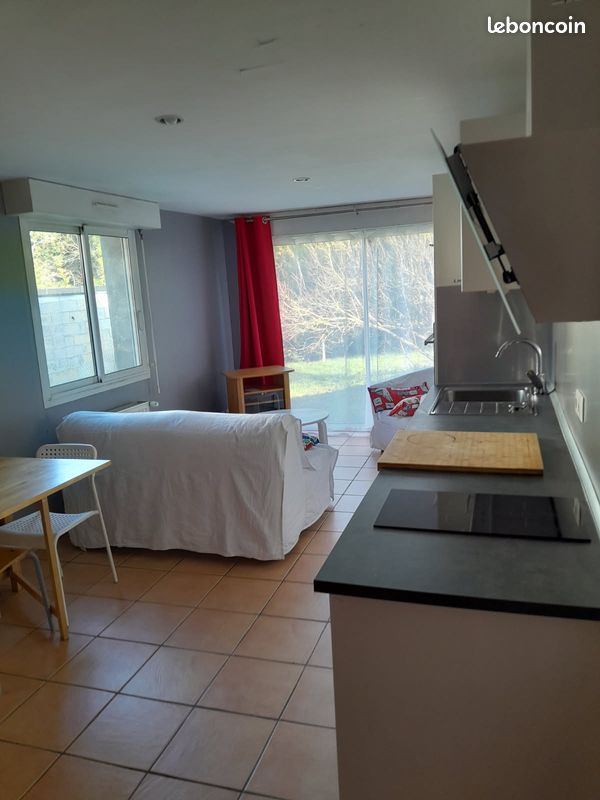 Appartement 3 pièces 47 m² · à Cenon · 47 m² · 580 €/mois