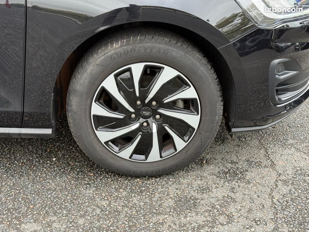 Ford Focus SW 1.0 EcoBoost 125 S&S mHEV Titanium X Business (image 25)