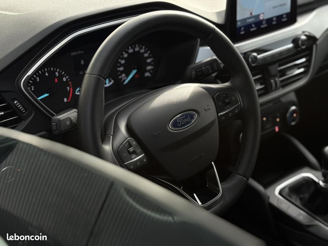 FORD KUGA 1.5 Ecoboost 150 Cool & Connect (image 6)