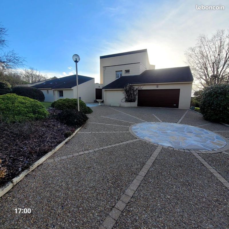 Maison 287 m² · à Cosnac · 287 m² · 463 905 €