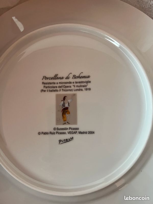 Assiettes en porcelaine (image 2)