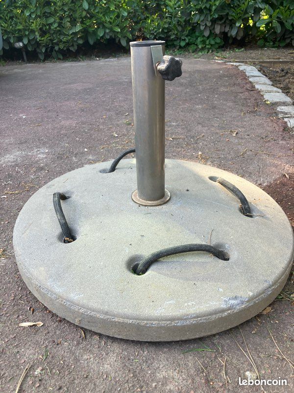 Pied Parasol Béton (image 2)