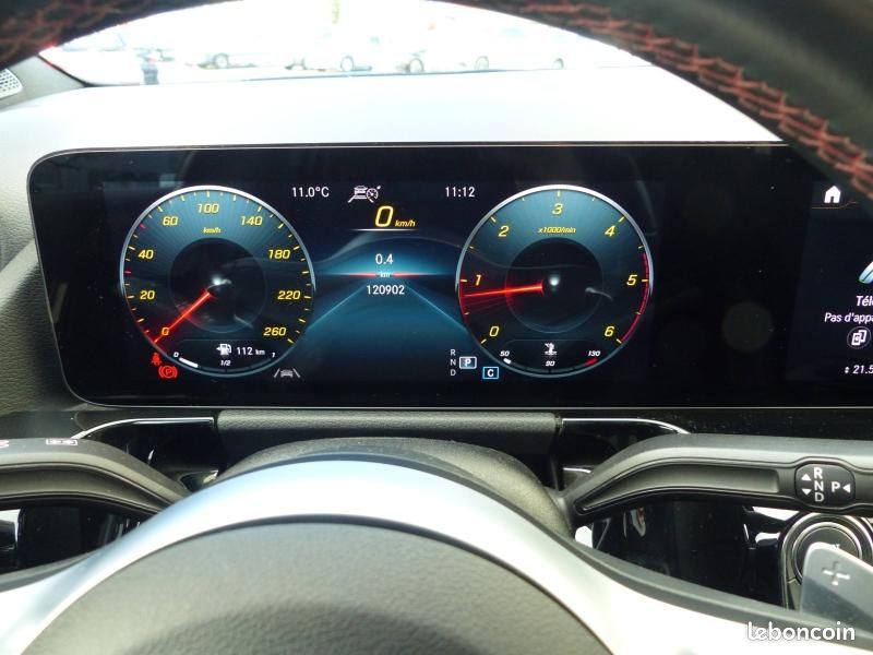 Mercedes-benz GLA 200 D 150ch AMG Line 8G-DCT (image 17)