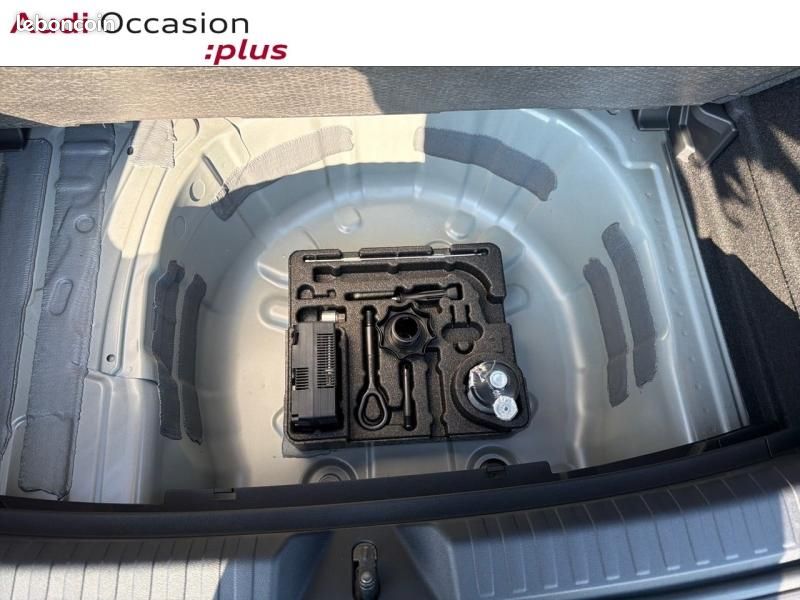 Audi A1 Sportback 25 TFSI 95ch Design S tronic 7 (image 32)
