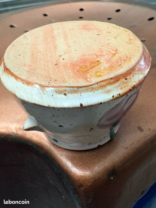 Petit Pot Visage en Grès Vintage - Céramique Artisanale Cerises - Années 70/80 (image 8)