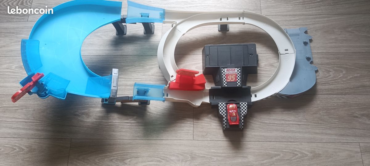 Double Circuit Rust-Eze - Pixar Disney Cars (image 4)