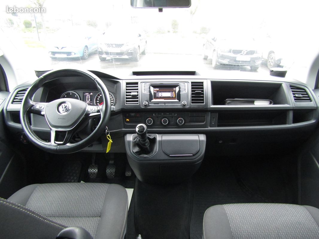 Volkswagen MULTIVAN 2.0 TDI 150CH BLUEMOTION TECHNOLOGY TRENDLINE (image 6)