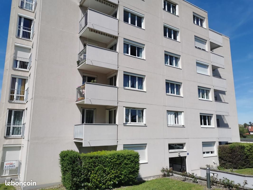 Appartement 5 pièces 102 m² · à Sathonay-Camp · 102 m² · 240 000 €