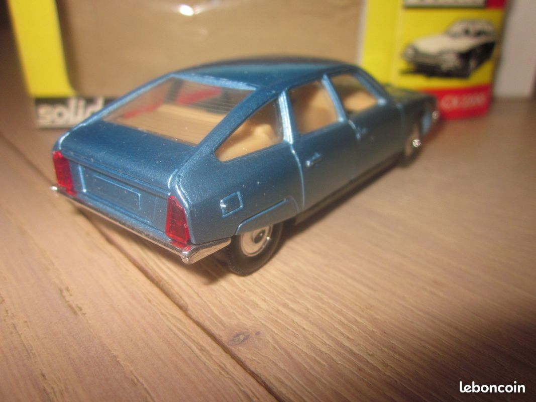 NOREV CITROËN CX 2200 EUROPE 1 Dinky Toys Corgi CIJ Solido