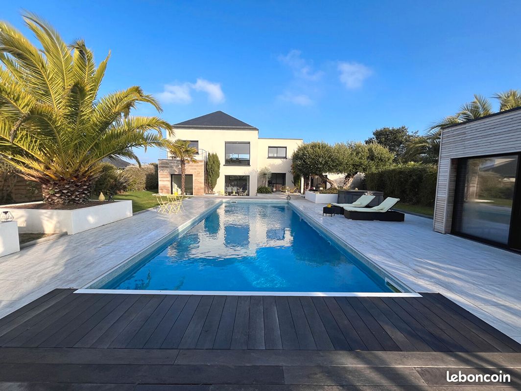 Maison 8 pièces 214 m² · à Pordic · 214 m² · 986 000 €