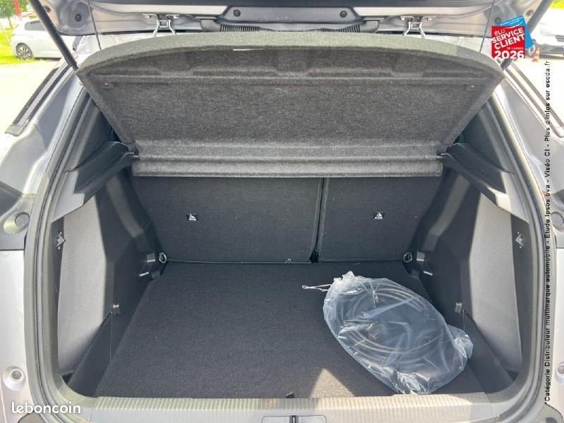 Peugeot 2008 e-2008 156ch 54 kWh GT (image 14)