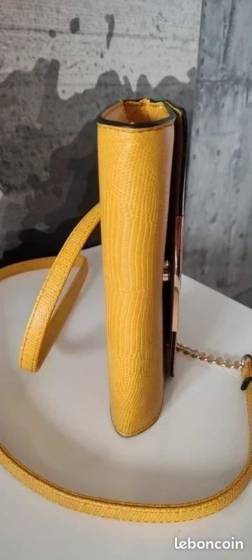Petit sac à main Primark jaune / moutarde (image 9)