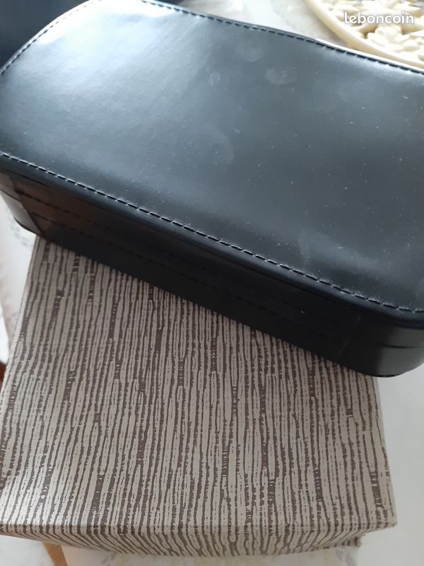 Trousse voyage (image 2)