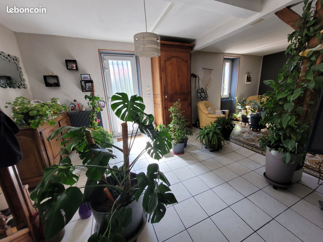 Maison 8 pièces 142 m² - Samadet 40320 (image principale 5)