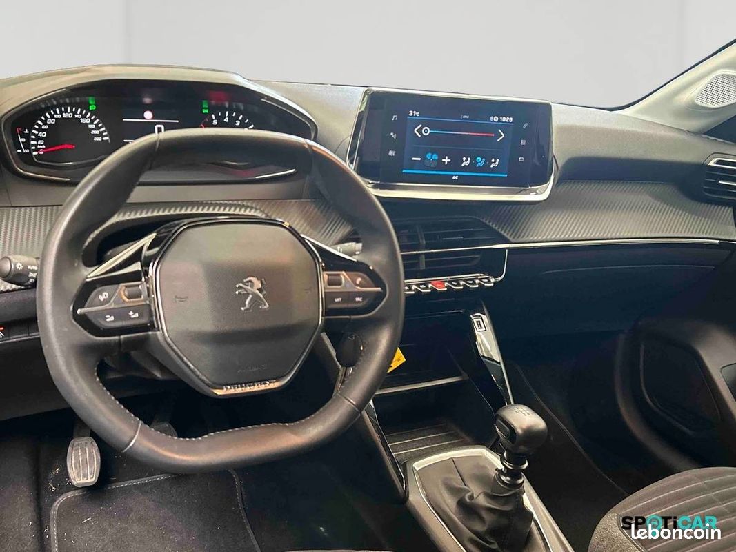 PEUGEOT 208 PureTech 100 S&S BVM6 Style (image 8)