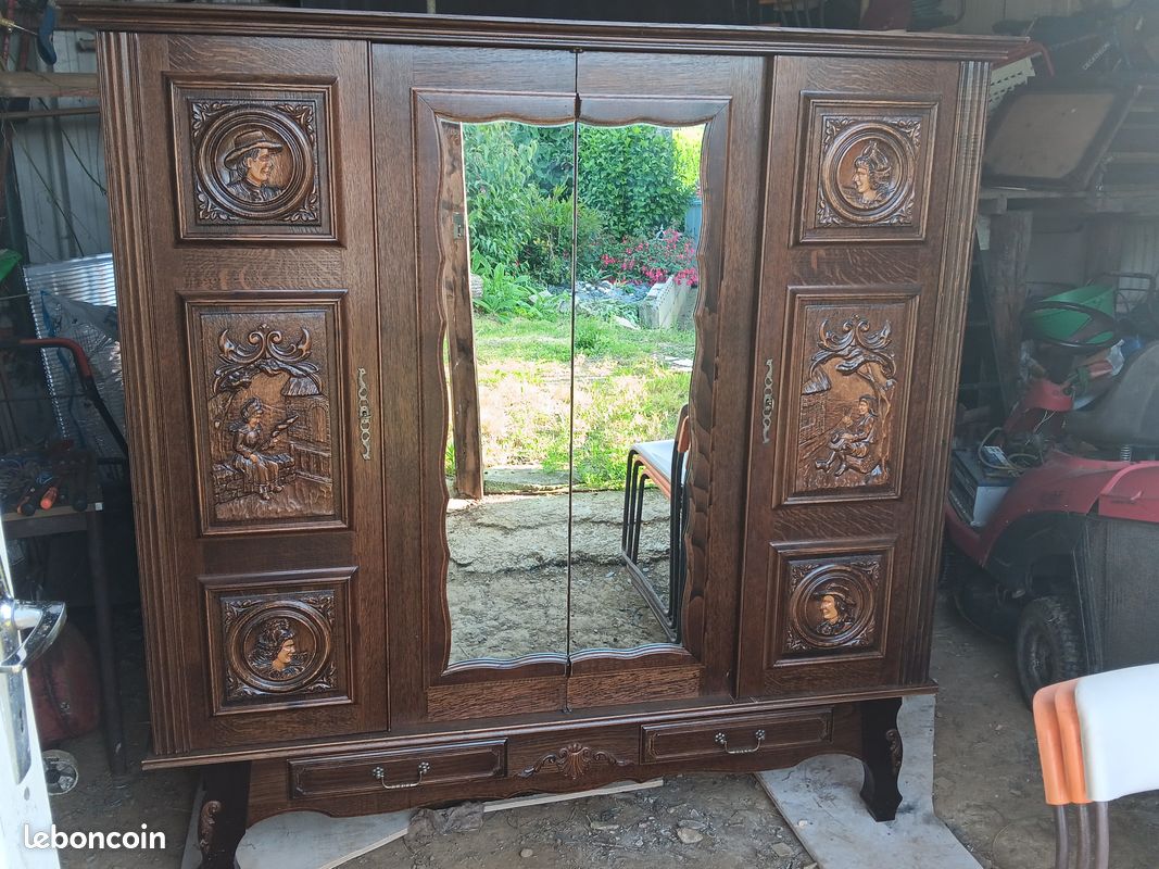 Armoire bretonne sculptée (image 2)