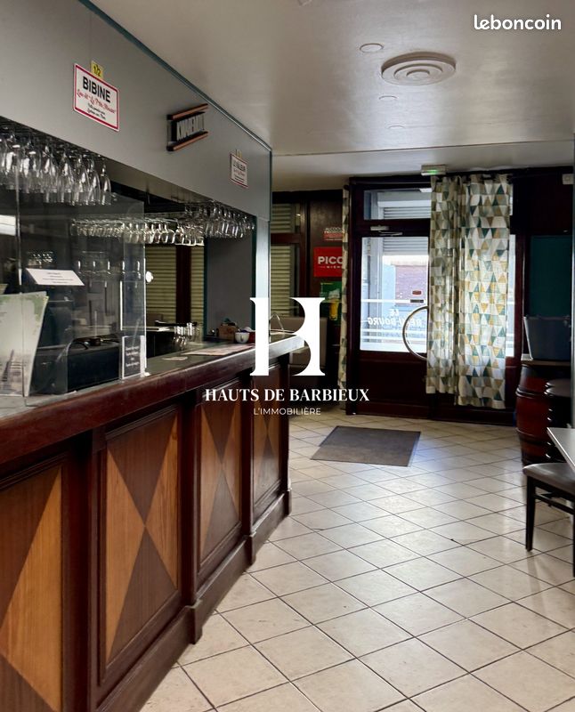 Immeuble 340 m² · à Lille · 340 m² · 275 000 €