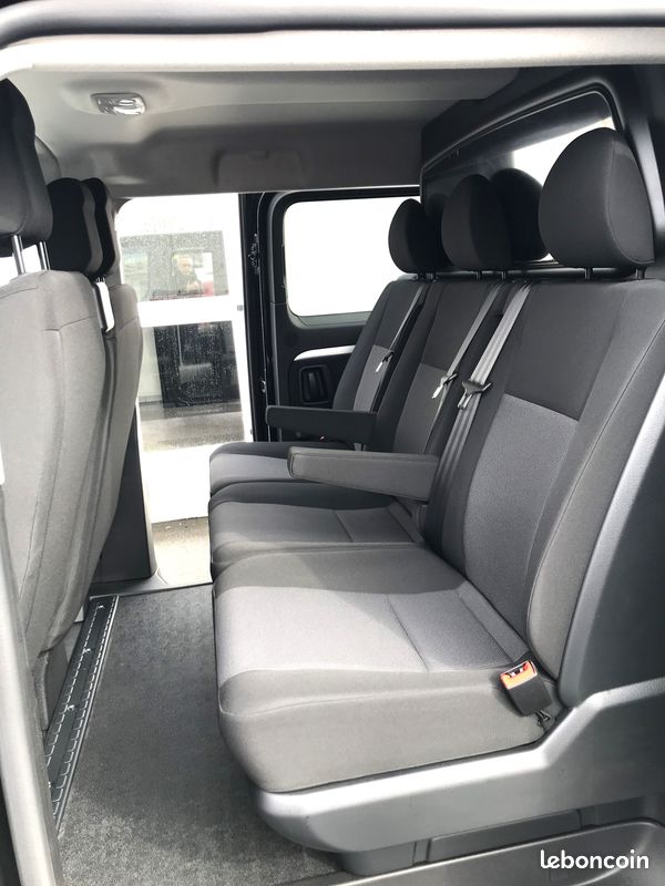 Fiat scudo m cabine approfondie 6 places 2.0 blue hdi 180ch eat8 pro lounge connect (image 4)