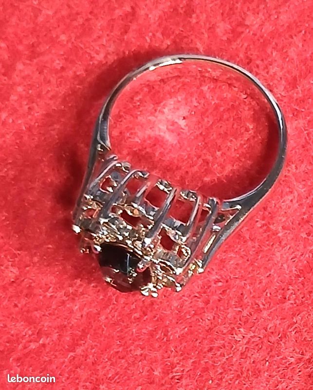 Bague fantaisie (image 1)