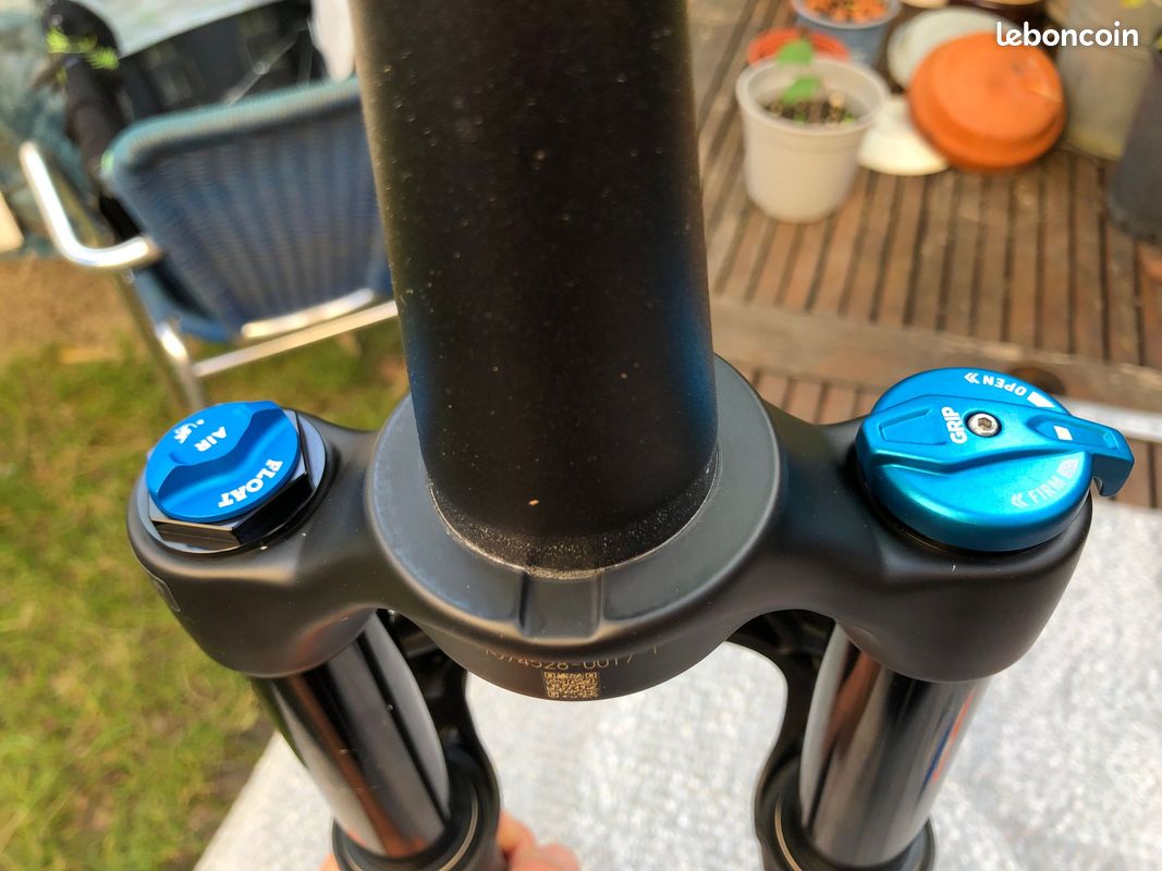 Fourche fox 32 - Équipements vélos