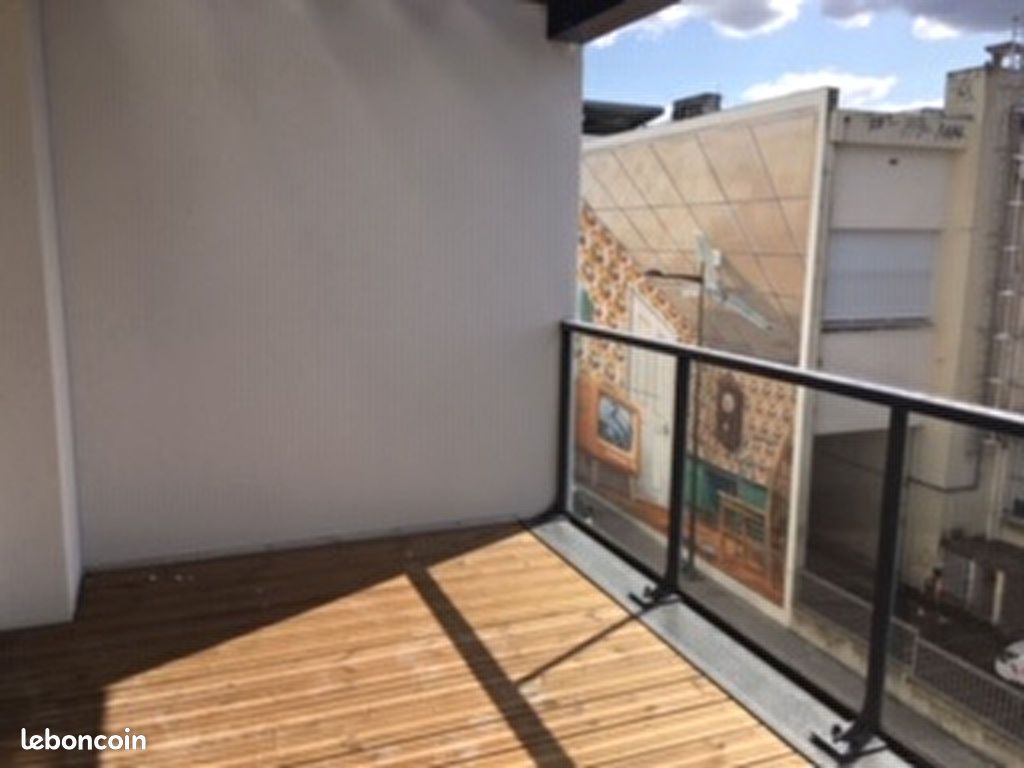 Appartement 3 pièces 65 m² · à Pessac · 65 m² · 854 €
