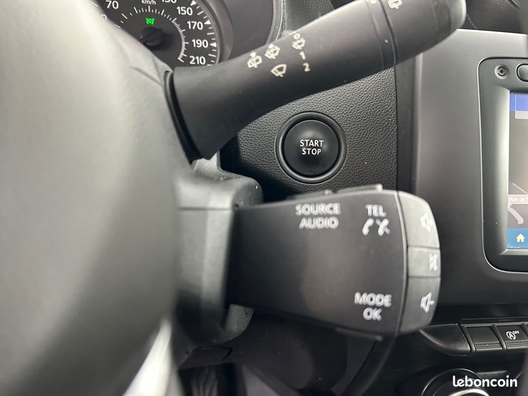 DACIA Duster dCi 110 4x2 Prestige (image 24)