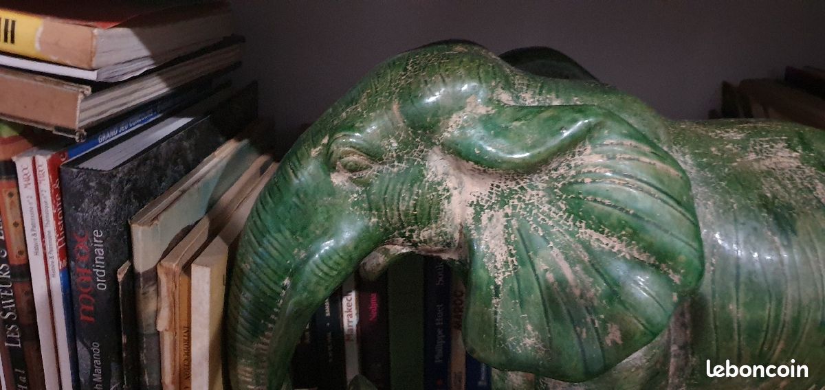 Éléphant en terre cuite émaillée (image 2)