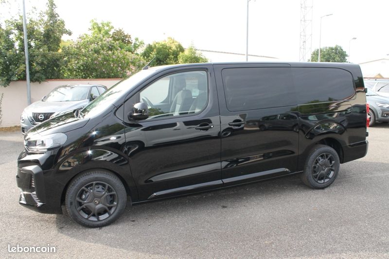 Citroën Jumpy III Fg Cabine approfondie Taille XL Blue HDI 180 S&S EAT8 Full équipés GPS, Caméra de recul, Pack Look; Full Led, Habillage bois .....28/07/2025, 5 Kilomètres - 29 900 HT (image 8)