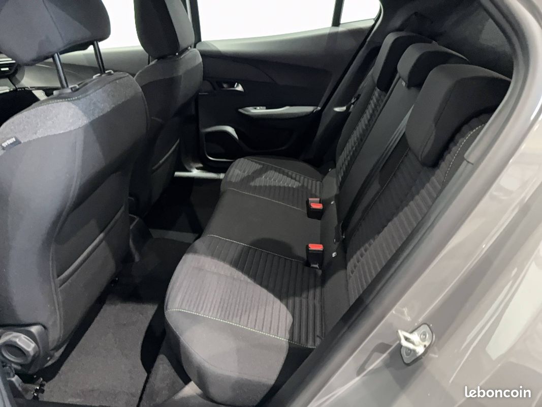 PEUGEOT 2008 PureTech 100 S&S BVM6 Active (image 10)