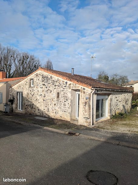 Maison 3 pièces 70 m² · à Les Lucs-sur-Boulogne · 70 m² · 580 €