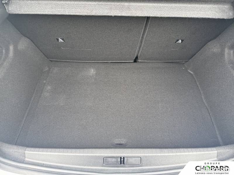 Peugeot 208 Hybrid 100 e-DCS6 Style (image 8)