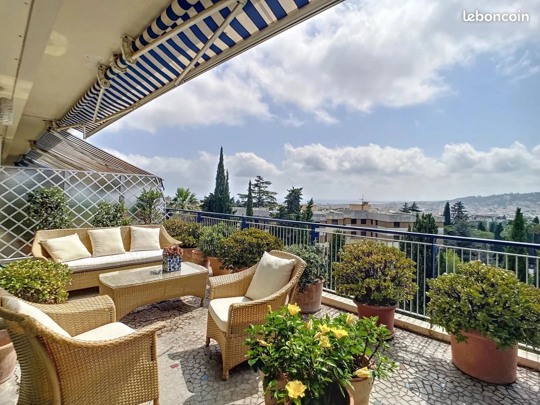 Appartement 2 pièces 59 m² · à Nice · 59 m² · 580 000 €